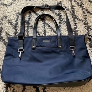 Nylon tote in extent condition!